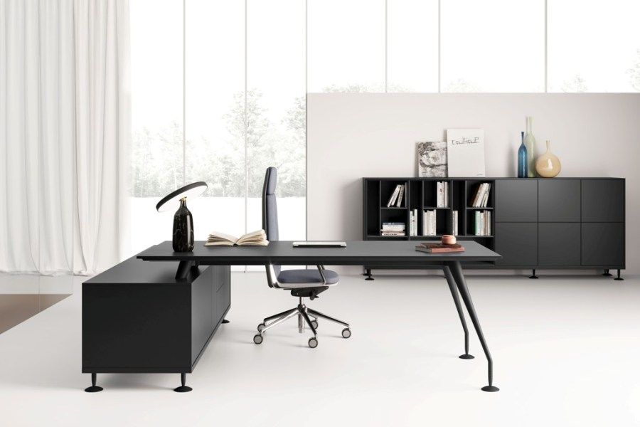 B200 Executive Office Desk